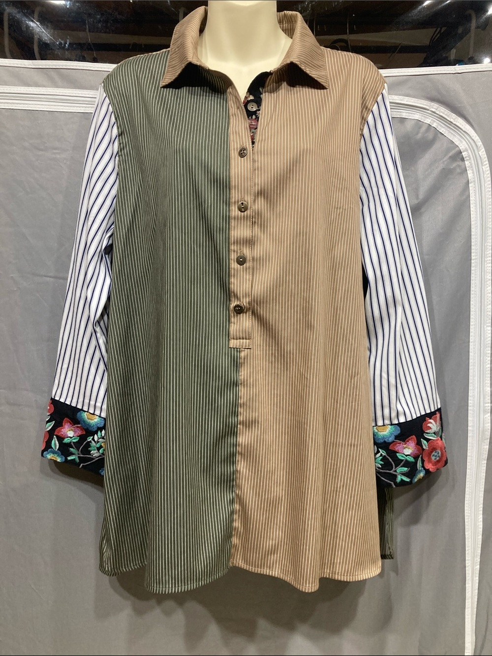 JOHN MARC Stripe Patchwork Floral Mixed Pattern Button Down Long Shirt Women’s L